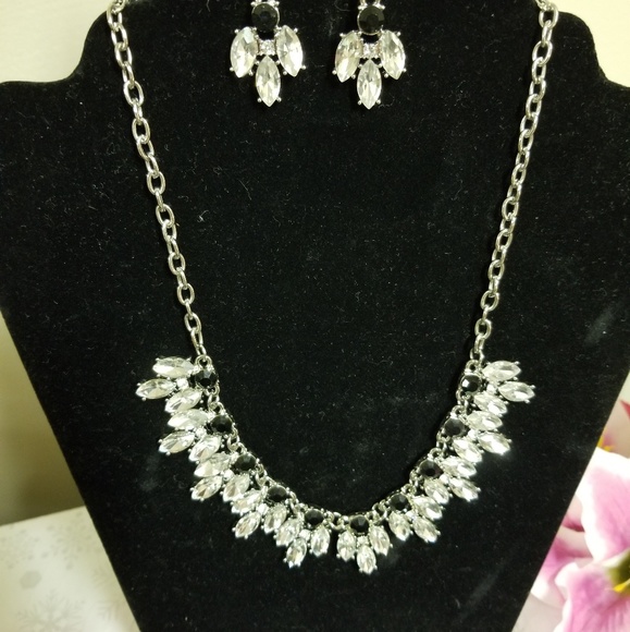 Necklace and Earrings Set - Picture 1 of 1